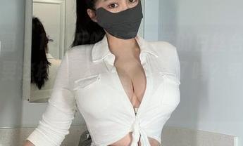 微密圈 – 120斤的小王同学的白丝合集，要不要这样“致命”？下载了吗？考虑好再说。
