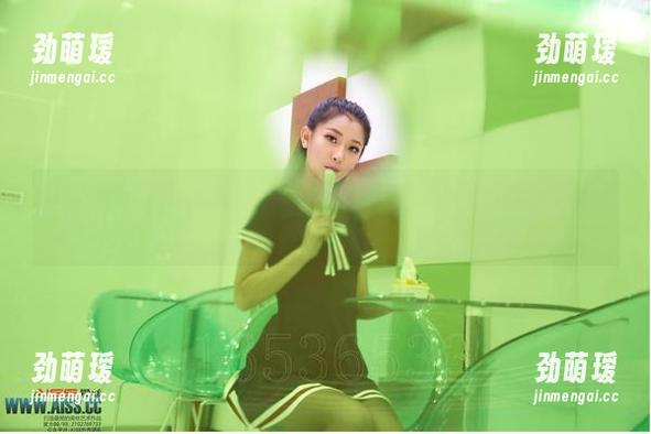 AISS爱丝(黄金版) - 索菲秋日女神：在私拍里找到藏起来的几片秋叶图包
