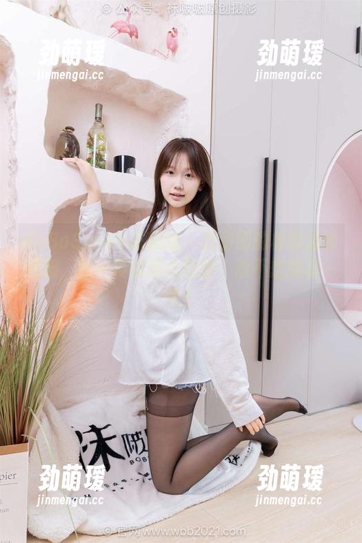 BoBoSocks袜啵啵 - 甜甜圈的板鞋最新图册，摸一摸就满心期待，谁不想拥有一双？