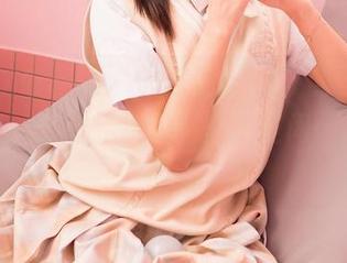 Feilin嗲囡囡 – 施忆佳KITTY的日常，更新了，仿佛走进了另一个空间…怎么回事？