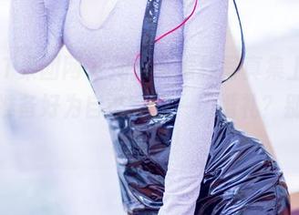 GIRLT果团网 – 周大萌婚纱写真集上线，看完准备好为自己安排一场婚礼？别忘了下载哦！