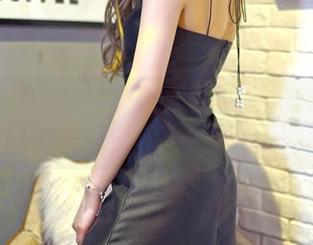 GIRLT果团网 – 美图分享：一件白衬衫能有多少个色彩？王语纯有话说。