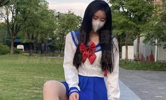 微密圈 – July芝岚的免费图集：女王范儿屡屡致敬，这气场贼硬！