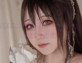 观看KANEKO_咔喵的帽子下，裤里丝的资源竟然能如此引人遐想？
