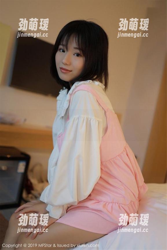 MFStar模范学院 - 顾乔楠的护士写真，透露了一点什么我没想到的？
