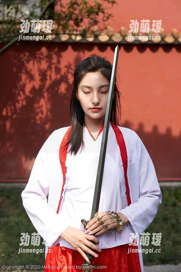 MiiTao蜜桃社-木楠Nan MiiTao蜜桃社 - 为什么木楠Nan的美图和妹妹的姿态总有种不经意的吸引力?