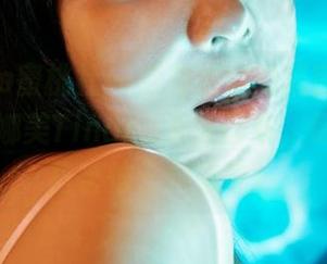 MiiTao蜜桃社 – 别封锁你的感官，下载这份缇娜美Tinami泳装图集，保证你不再苦恼于换泳衣！