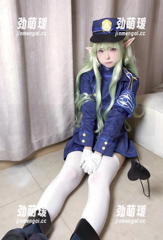 当Quan冉有点饿变身中华女仆，摄影师想问：我能吃吗？