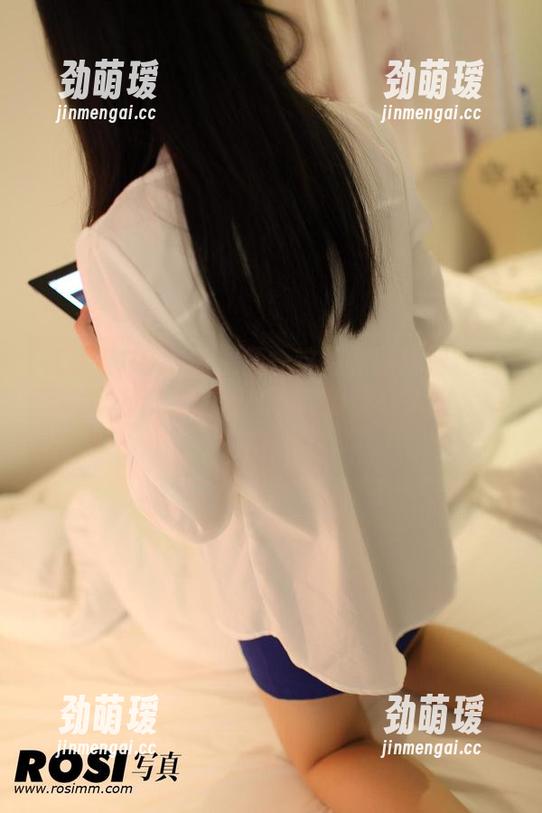 ROSI 在线看ROSI的温柔—这组原图犹如在氛围中幽幽散发的香气,哎呀真让人想太多!
