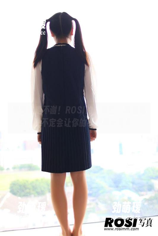 ROSI 原图拿走不谢!ROSI的“镂空”限量福利,说不定会让你的小相册大变样。