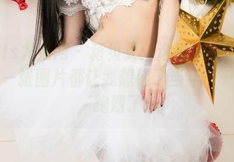UGirls尤果网 – 蒋贝贝：这组少女写真里的每一张图片都让我想起了当年……咳咳，跑题了。