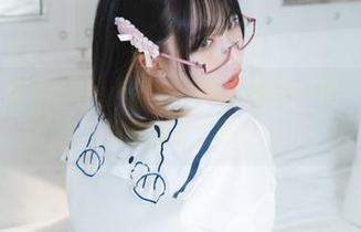 双马尾的魔力：Uhye(이유혜)让你眼前一亮，图册里偷偷藏着什么呢？