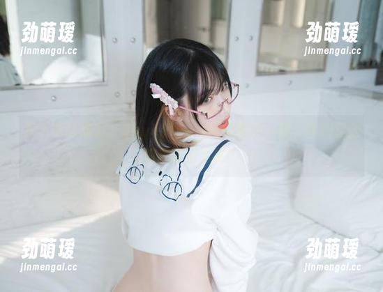 双马尾的魔力：Uhye(이유혜)让你眼前一亮，图册里偷偷藏着什么呢？