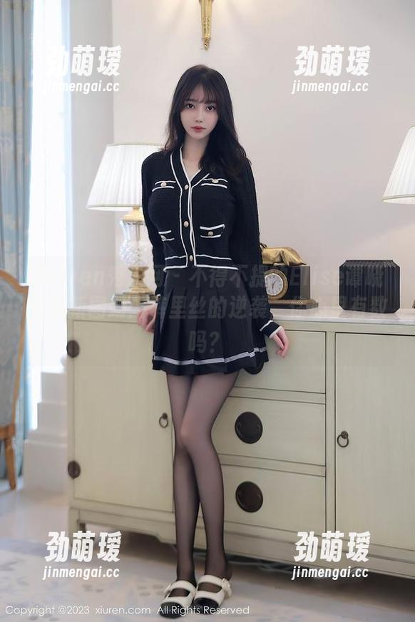 Xiuren秀人网-Elise谭晓彤 Xiuren秀人网 - 不得不提的Elise谭晓彤最新图册:裤里丝的逆袭,你心里有数吗?