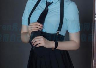 Xiuren秀人网 – 坐看冯木木的网袜展示,觉得自己也该下载几张美图收藏了~