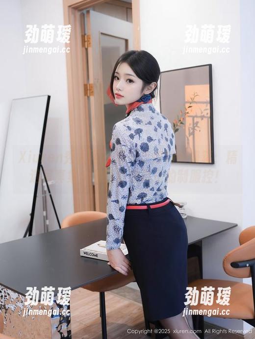 Xiuren秀人网-可可芝 Xiuren秀人网 - 可可芝的制服盛筵:精选写真集,看谁才是真正的制服控!