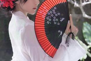 Xiuren秀人网 – 小泡芙winna的办公室私拍合集：忙里偷闲的别样风景
