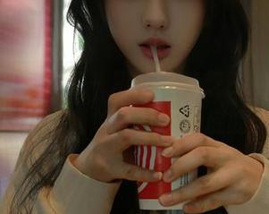 Xiuren秀人网 – 厨娘徐莉芝Botty：美图合集，简单又直击心底的诱惑