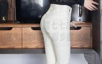 Xiuren秀人网 – 甜七七的网袜图集：这是个让你停下脚步的资源！