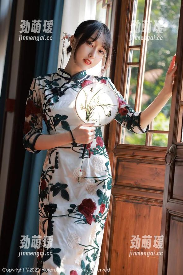 Xiuren秀人网 - 在田小燕Vicky的蕾丝写真里，谁是主角？