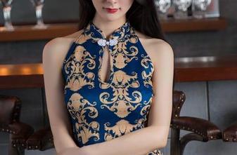 Xiuren秀人网 – 制服迷情，原图里的白芷yy看起来像拿错剧本的角色，照片也太可爱了吧！
