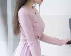 Xiuren秀人网 – 趁热拿铁latte的全套图：姐姐们，这画风是要搞事情的节奏么？