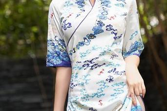 Xiuren秀人网 – 看!黄婧GIGI穿校服的套图下载指南,带你躺着把美图收入囊中,实在是不买可惜。