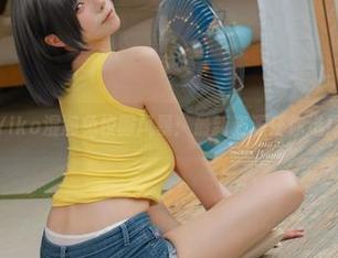 Yiko湿润兔校服风暴：最新资源任你选择