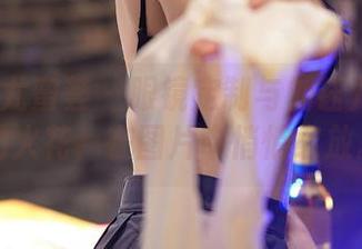 YouMi尤蜜荟 – 眼镜定制与刘钰儿碰撞出的火花,在图片中悄悄绽放。