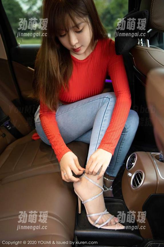YouMi尤蜜荟-樱小白baby YouMi尤蜜荟 - 皮衣包裹下的樱小白baby,真有种全套的“加分”效果,谁能抗拒呢?