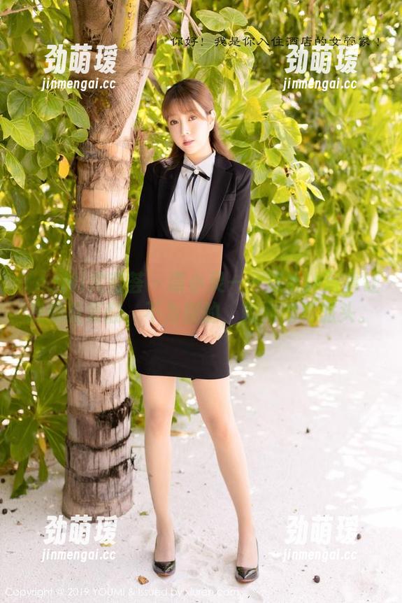 YouMi尤蜜荟-谭小灵 YouMi尤蜜荟 - 谭小灵——这女仆写真让我想反复翻,不为别的,就为她那派头。
