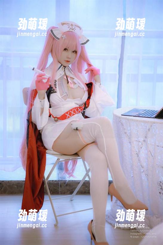 nyako喵子大魔王 nyako喵子大魔王的定制作品,秘书小姐姐到底在想什么?
