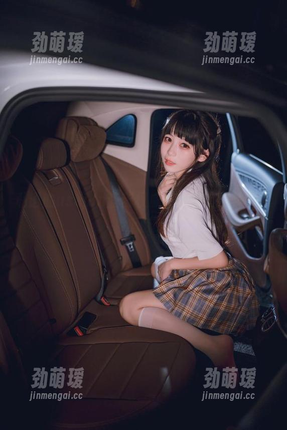usejan蓝蓝 私语的usejan蓝蓝权威听说她有好多”灵感“