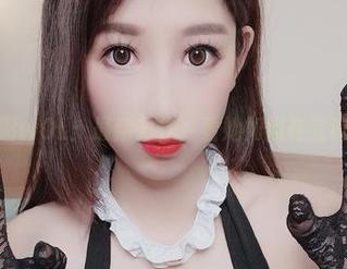 w黑米粥wOL:最新力作,看她如何在会议室绽放