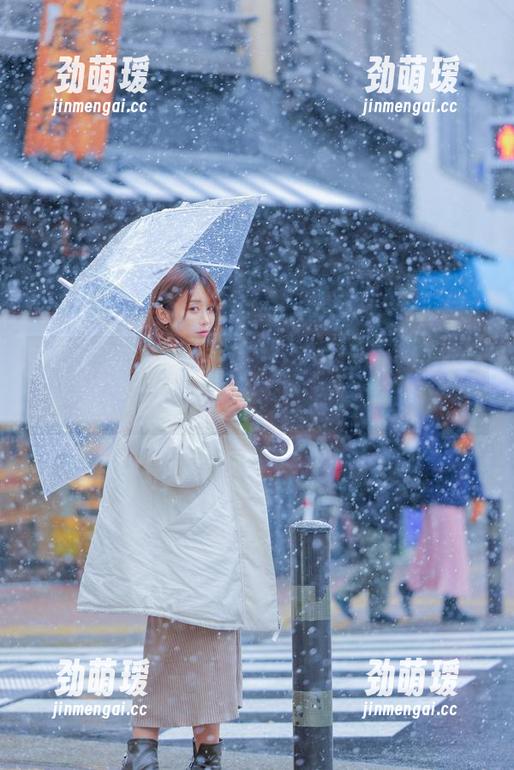 写真中的いくみ(育美)：浴缸欢乐秀，不小心烫到眼！
