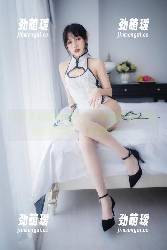 不呆猫 有了不呆猫的女友cos,难道我也能变成他的死忠粉?(发横幅了!)
