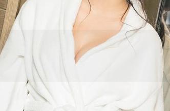 克拉女神 – 汤怡这波红裙写真，带着点小骄傲，图库看实在是绝了。