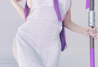 话说冲田凛花rinka的这组美图，爱宕&高雄的水手服也太有味道了吧！