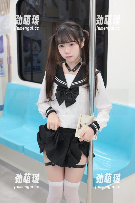 最新分享：当可可小白兔变成了女仆，我都想请她来家里打扫了！
