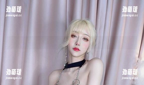 把最新的啾小妍Deer粉色合集都搬到墙上，谁需要家居装饰？