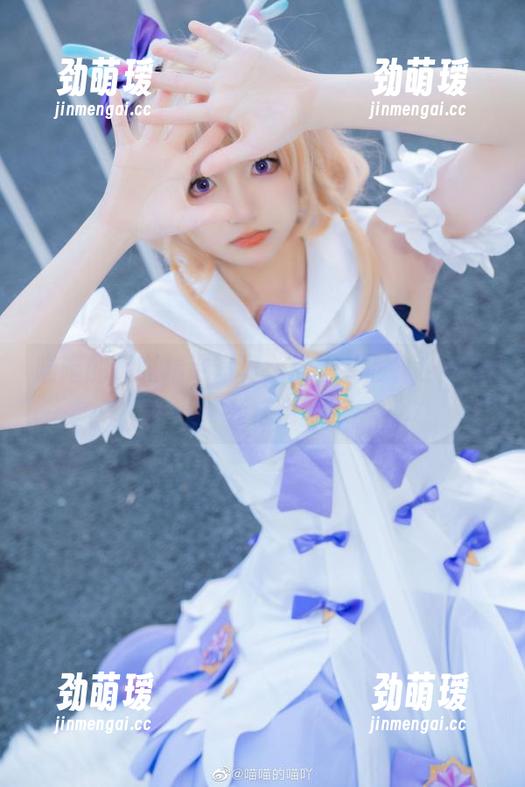 喵喵的喵吖 喵喵的喵吖精选写真:穿上礼服,也要伪装成喵