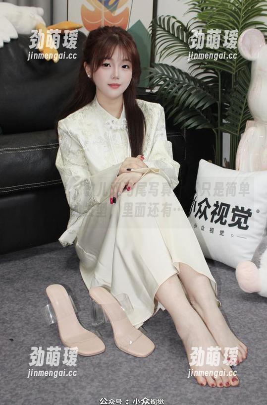 小众视觉-敏儿 小众视觉 - 敏儿双马尾写真:不只是简单的发型,里面还有……