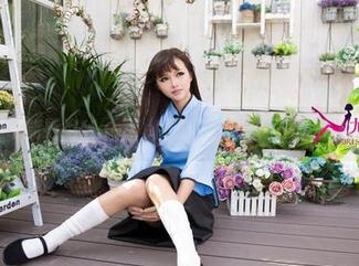 尤果网 – 谁能拒绝Maggie的长腿？高清写真，下载自负后果