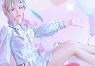 尤猫醒醒ovo高清套图：一场少女的冒险，结果她丢了她的袜子