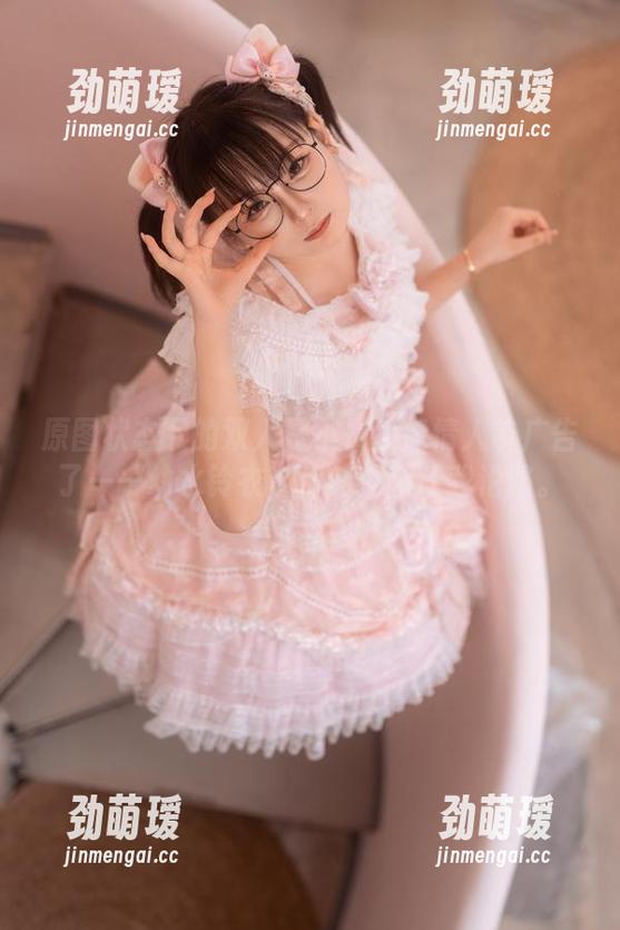幼水铃衣 原图状态下的双人是不是太像情人节广告了——幼水铃衣,你的更新让我沦陷。