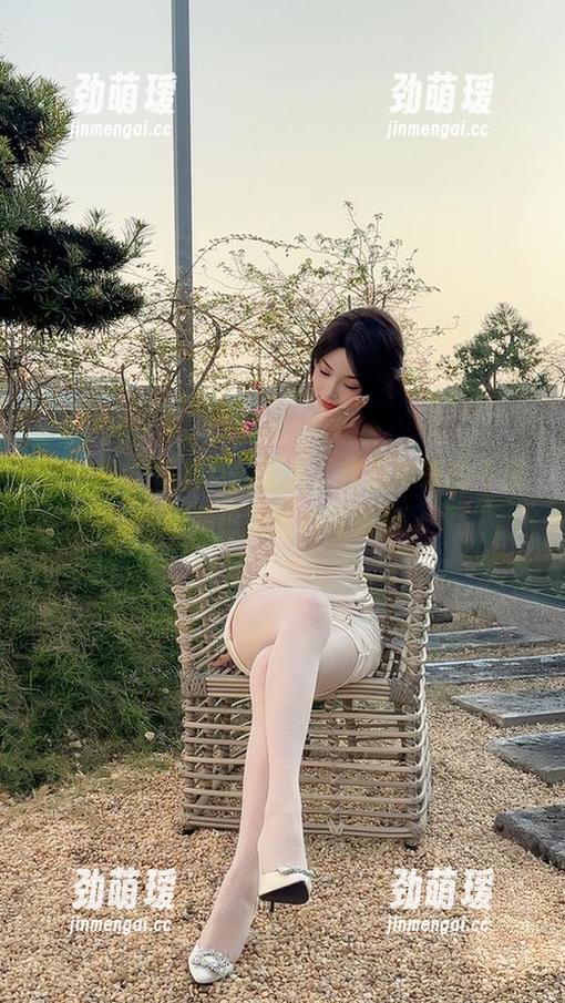 微密圈 - 徐莉芝的夏天，作品带来的不仅仅是热度还包括脑洞