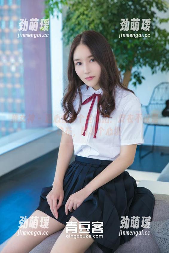 推女神 - 温心怡的个性私拍：皮衣不仅是一块布，而是个心境