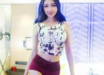 推女郎 – 星辰,那个在皮衣里的人—图包的精彩总让我分不清谁是谁。