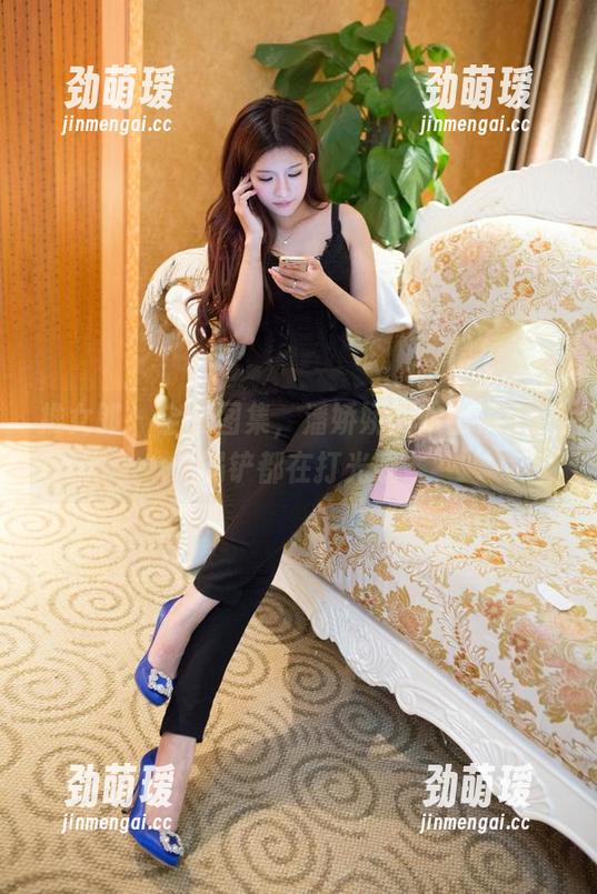 推女郎 - 全套图集，潘娇娇厨娘出镜，连锅铲都在打光哦