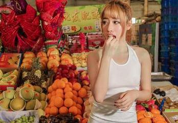 爱丝 – 小茹的丝袜作品集,看得我直想留言:到底是怎样打理自己的?